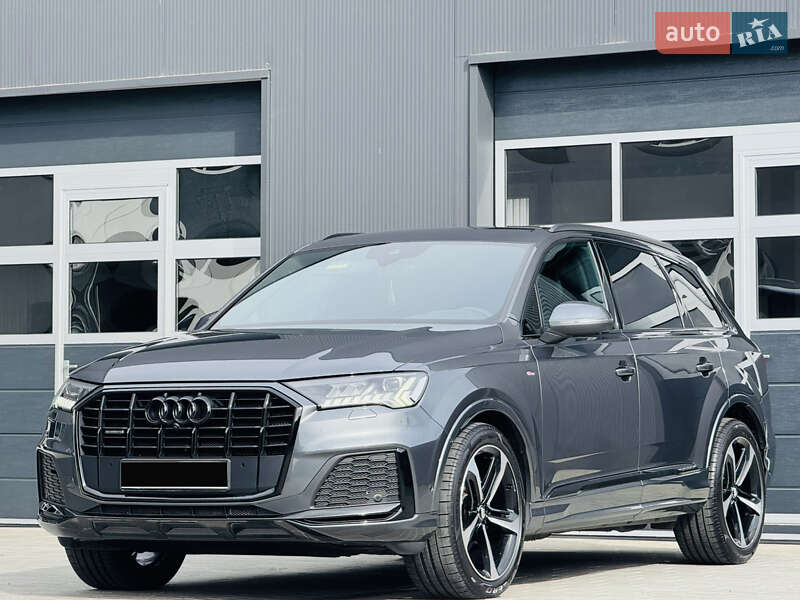 Позашляховик / Кросовер Audi Q7 2020 в Мукачевому