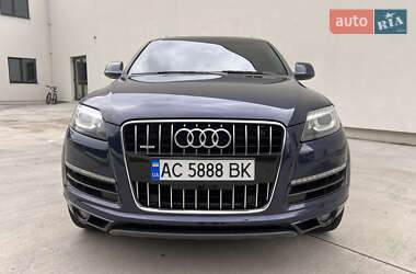 Внедорожник / Кроссовер Audi Q7 2013 в 