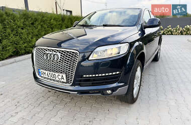 Внедорожник / Кроссовер Audi Q7 2006 в 