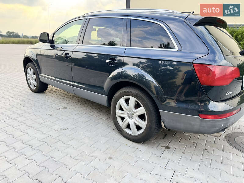 Позашляховик / Кросовер Audi Q7 2006 в Вінниці