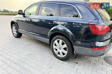 Внедорожник / Кроссовер Audi Q7 2006 в 