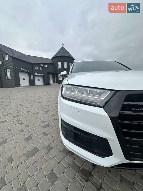 Позашляховик / Кросовер Audi Q7 2016 в Білій Церкві