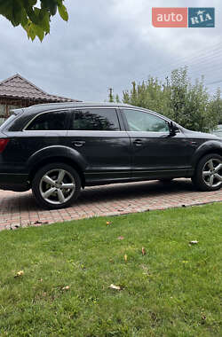 Позашляховик / Кросовер Audi Q7 2012 в 