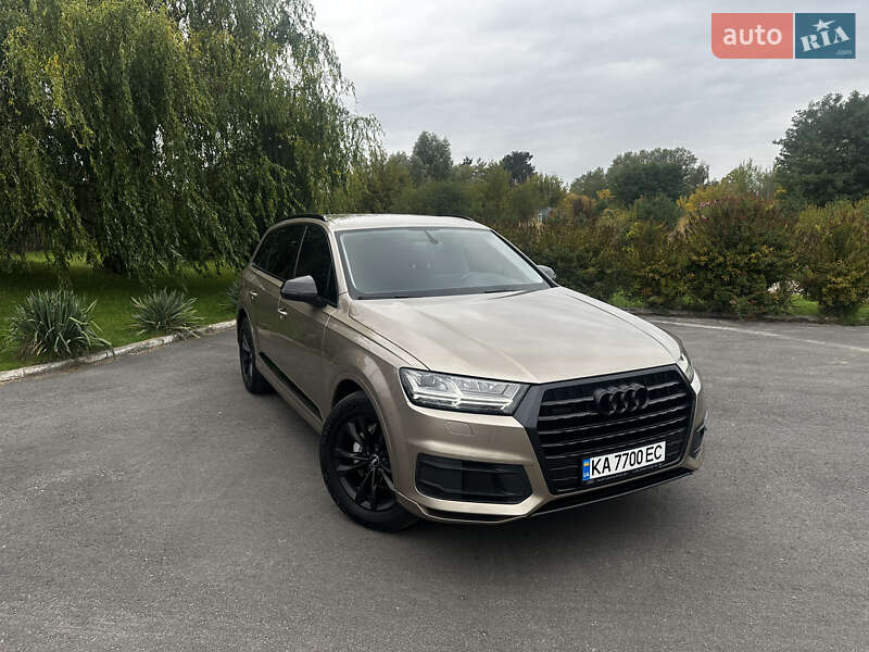 Внедорожник / Кроссовер Audi Q7 2018 в Киеве