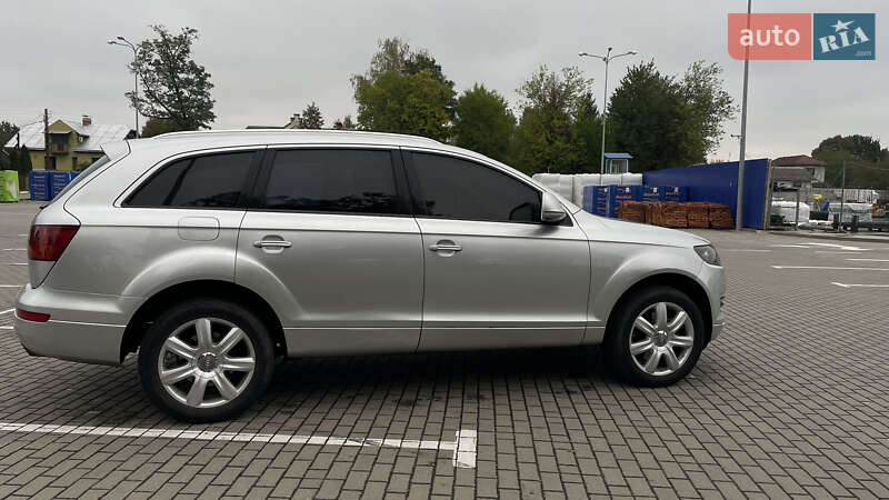 Позашляховик / Кросовер Audi Q7 2006 в Коломиї