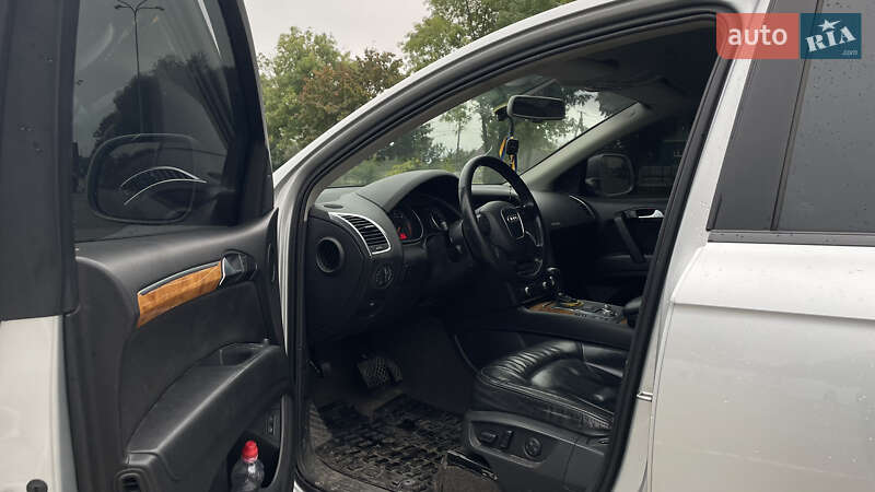 Позашляховик / Кросовер Audi Q7 2006 в Коломиї