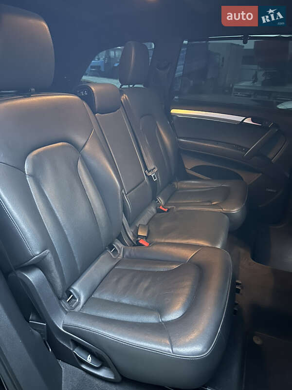 Позашляховик / Кросовер Audi Q7 2015 в Теребовлі