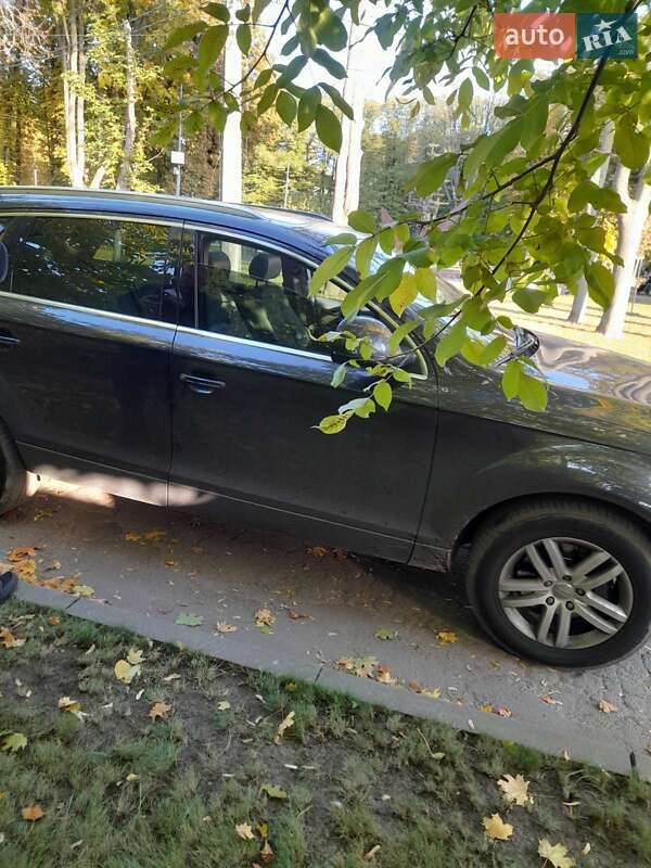 Позашляховик / Кросовер Audi Q7 2007 в Сумах