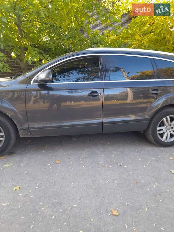 Позашляховик / Кросовер Audi Q7 2007 в Сумах