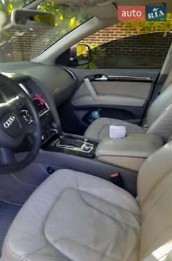 Внедорожник / Кроссовер Audi Q7 2007 в 