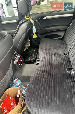Внедорожник / Кроссовер Audi Q7 2013 в 