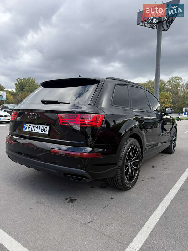 Внедорожник / Кроссовер Audi Q7 2017 в Днепре фото 3 Внедорожник / Кроссовер Audi Q7 2017 в Днепре