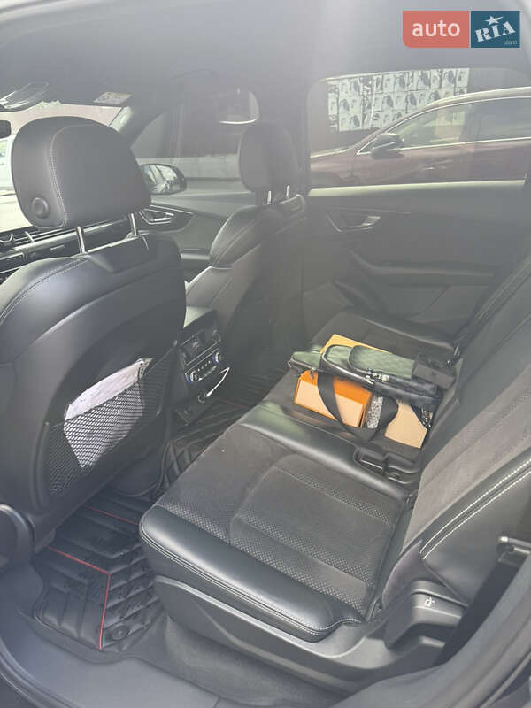 Внедорожник / Кроссовер Audi Q7 2017 в Днепре фото 17 Внедорожник / Кроссовер Audi Q7 2017 в Днепре