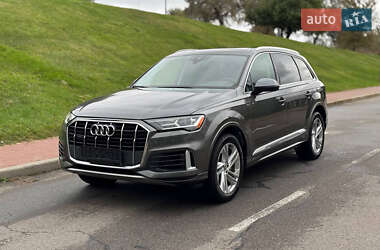 Внедорожник / Кроссовер Audi Q7 2020 в Киеве