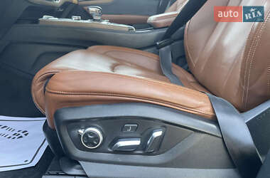 Позашляховик / Кросовер Audi Q7 2017 в  фото 7 Позашляховик / Кросовер Audi Q7 2017 в