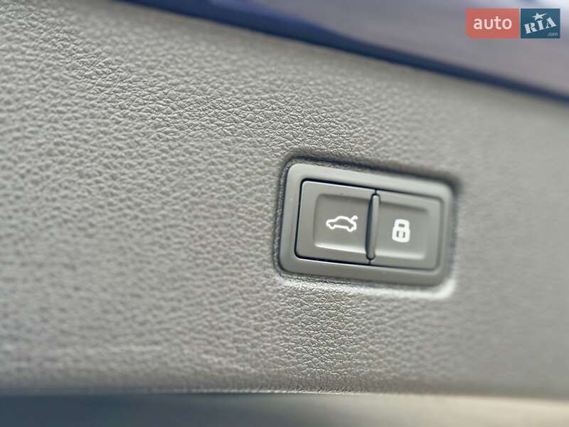 Позашляховик / Кросовер Audi Q7 2020 в Івано-Франківську