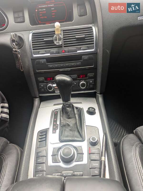 Позашляховик / Кросовер Audi Q7 2007 в Хмельницькому
