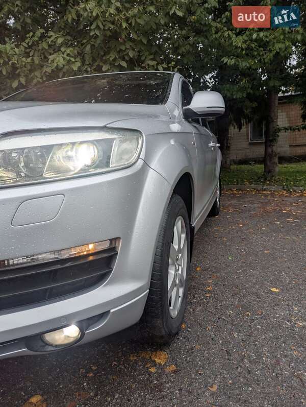 Позашляховик / Кросовер Audi Q7 2007 в Хмельницькому