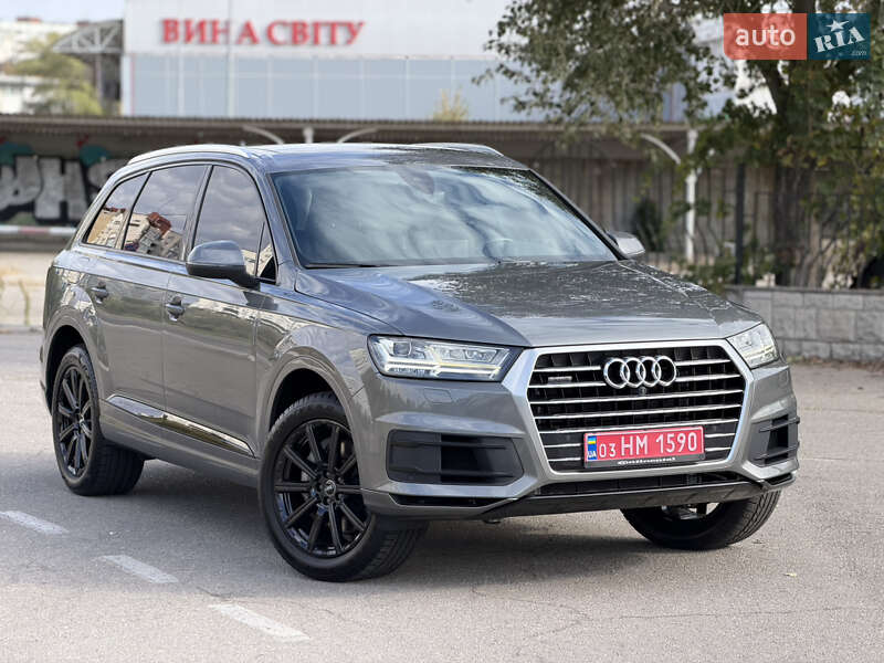 Позашляховик / Кросовер Audi Q7 2017 в Запоріжжі