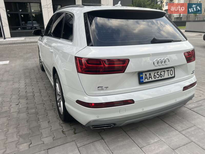 Позашляховик / Кросовер Audi Q7 2018 в Києві