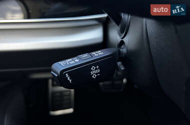 Внедорожник / Кроссовер Audi Q7 2021 в 