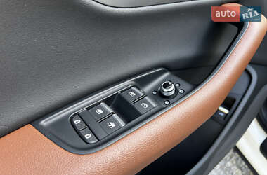 Внедорожник / Кроссовер Audi Q7 2021 в 