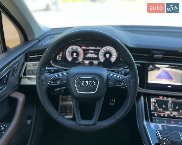 Внедорожник / Кроссовер Audi Q7 2021 в Днепре