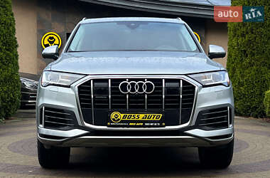Внедорожник / Кроссовер Audi Q7 2022 в 