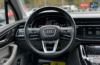 Внедорожник / Кроссовер Audi Q7 2022 в 