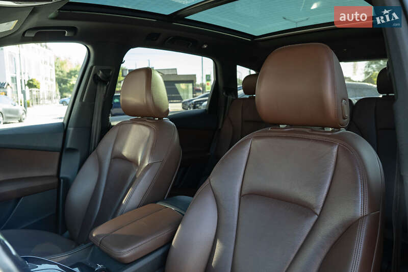 Внедорожник / Кроссовер Audi Q7 2017 в Черновцах