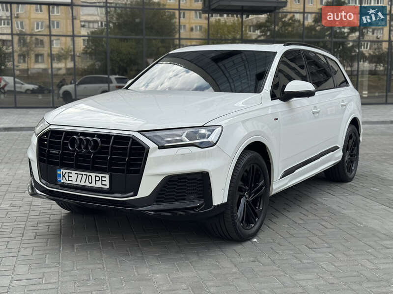 Внедорожник / Кроссовер Audi Q7 2020 в Днепре