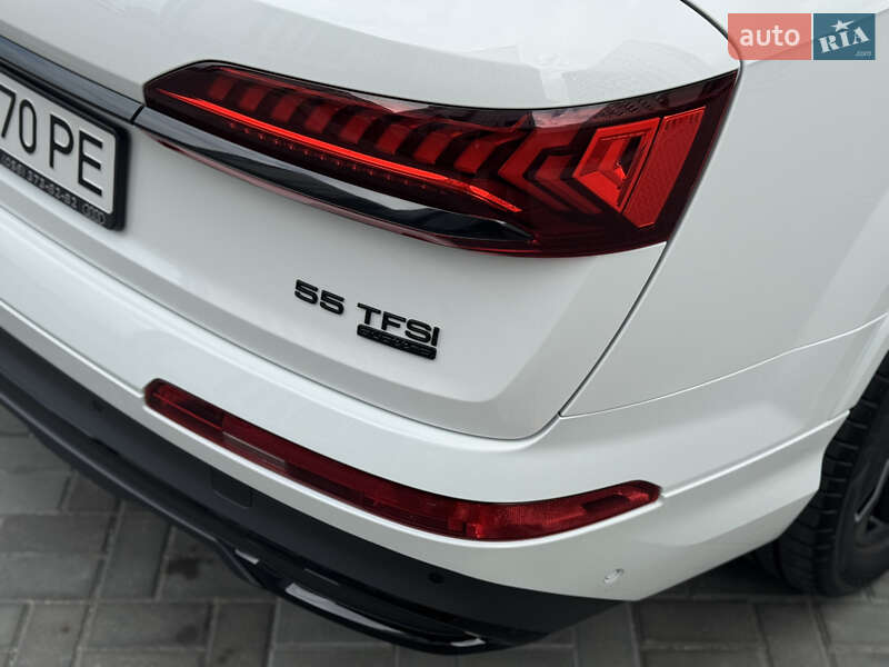 Внедорожник / Кроссовер Audi Q7 2020 в Днепре