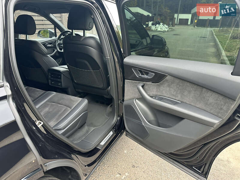 Внедорожник / Кроссовер Audi Q7 2020 в Киеве фото 16 Внедорожник / Кроссовер Audi Q7 2020 в Киеве