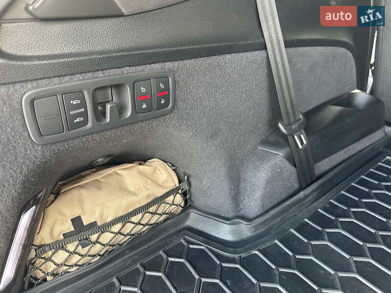 Внедорожник / Кроссовер Audi Q7 2018 в Кривом Роге