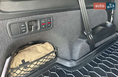 Позашляховик / Кросовер Audi Q7 2018 в 