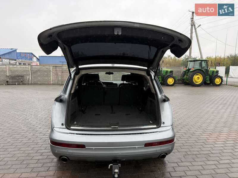 Внедорожник / Кроссовер Audi Q7 2008 в Киеве