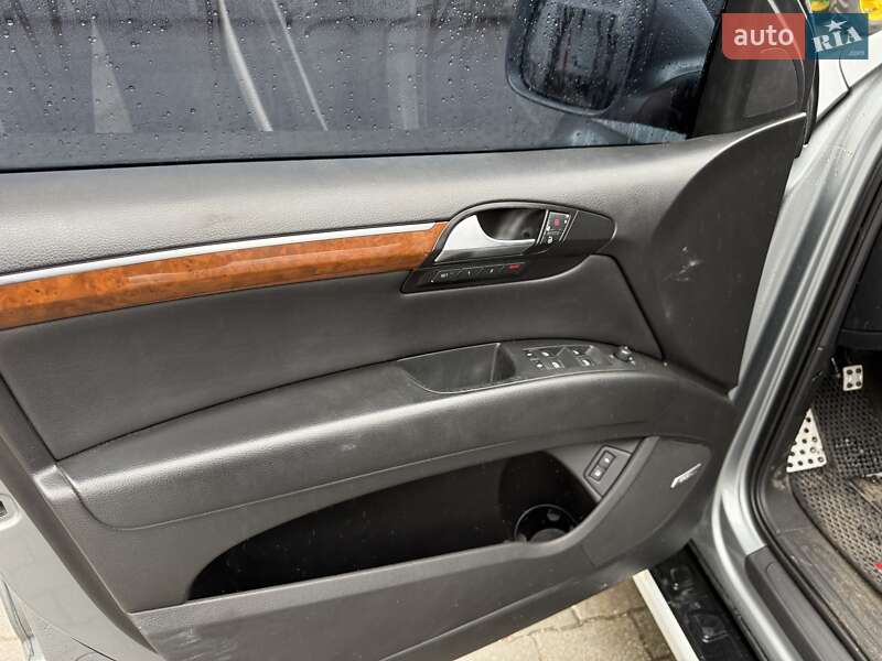 Внедорожник / Кроссовер Audi Q7 2008 в Киеве