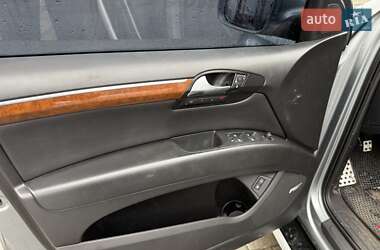 Позашляховик / Кросовер Audi Q7 2008 в 