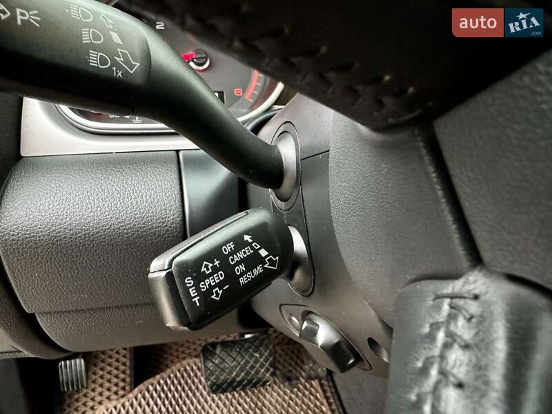 Позашляховик / Кросовер Audi Q7 2011 в Чернівцях