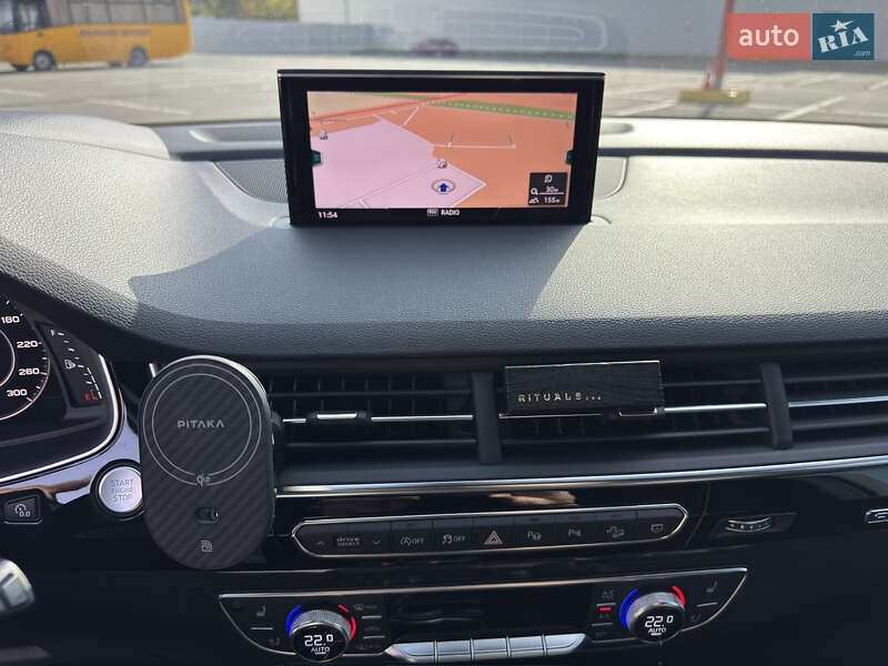 Позашляховик / Кросовер Audi Q7 2019 в Києві