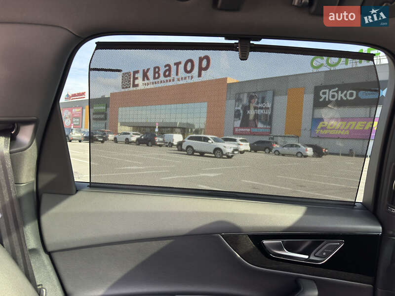 Позашляховик / Кросовер Audi Q7 2019 в Києві