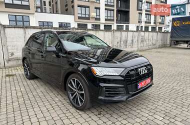 Внедорожник / Кроссовер Audi Q7 2020 в 