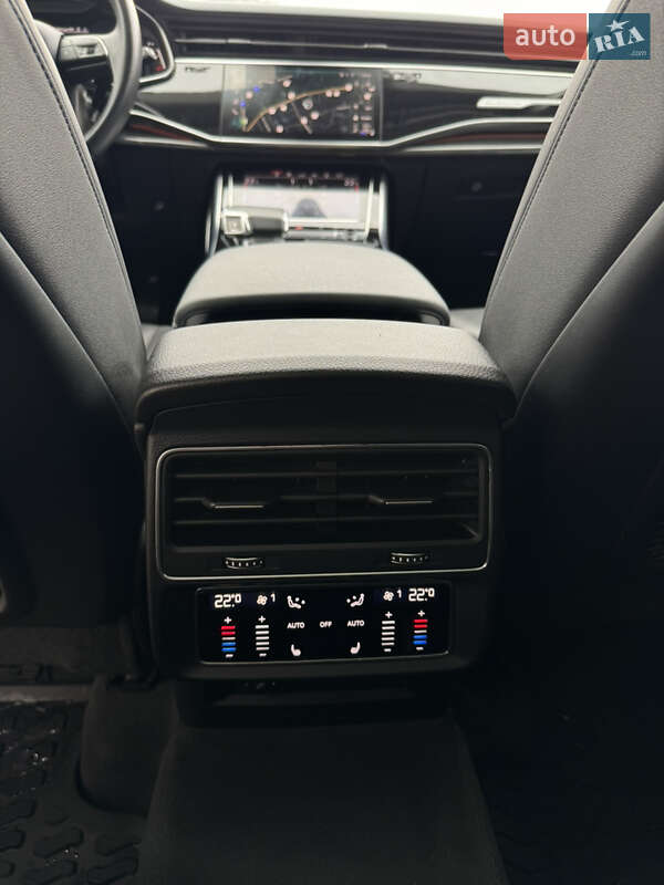 Позашляховик / Кросовер Audi Q7 2020 в Львові