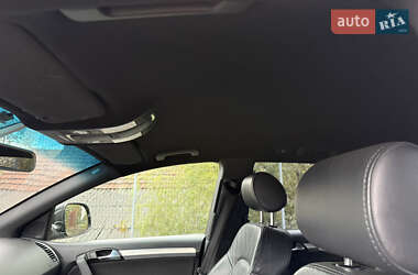Позашляховик / Кросовер Audi Q7 2006 в 