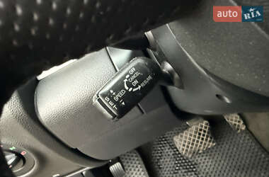 Позашляховик / Кросовер Audi Q7 2006 в 
