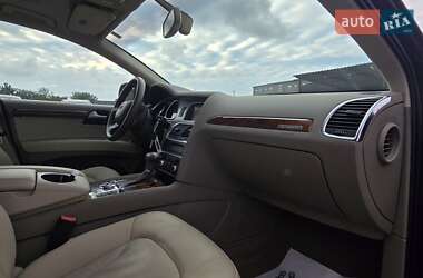 Позашляховик / Кросовер Audi Q7 2014 в 