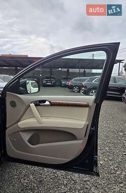 Позашляховик / Кросовер Audi Q7 2014 в 