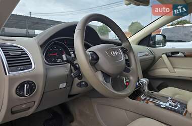 Позашляховик / Кросовер Audi Q7 2014 в 
