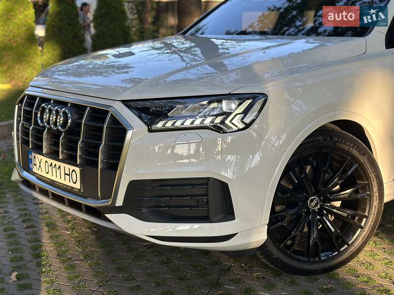 Позашляховик / Кросовер Audi Q7 2023 в Харкові