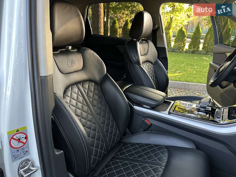 Позашляховик / Кросовер Audi Q7 2023 в Харкові